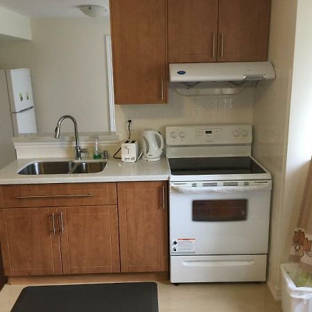 Gorgeous 1Bdr Prime Kitchen Apartamento Ajax Exterior foto