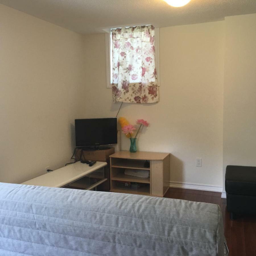 Gorgeous 1Bdr Prime Kitchen Apartamento Ajax Exterior foto