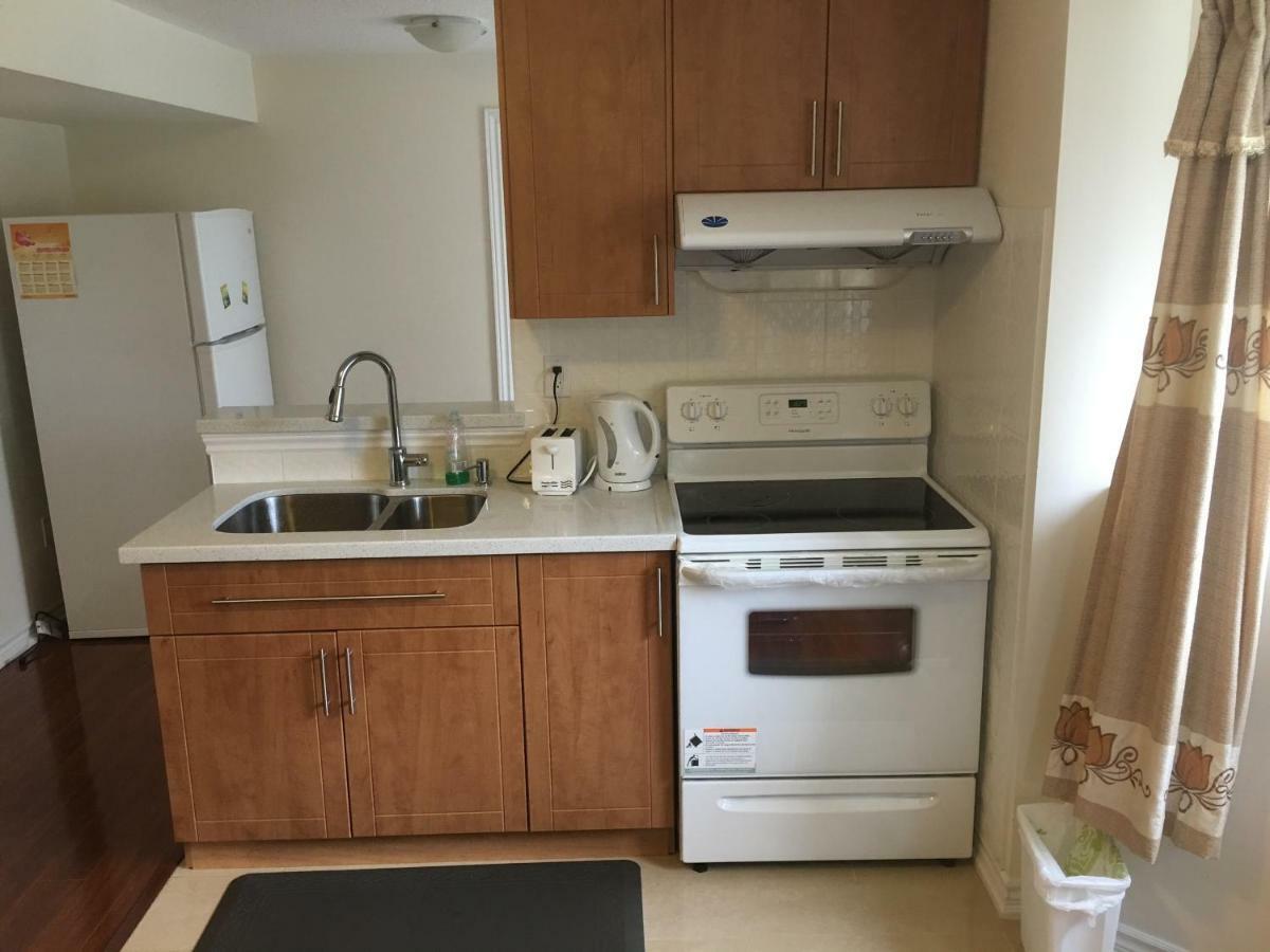 Gorgeous 1Bdr Prime Kitchen Apartamento Ajax Exterior foto