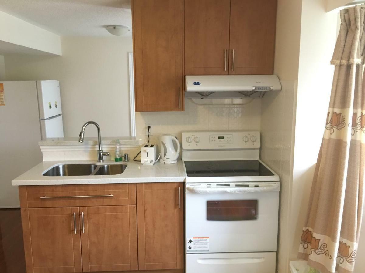 Gorgeous 1Bdr Prime Kitchen Apartamento Ajax Exterior foto